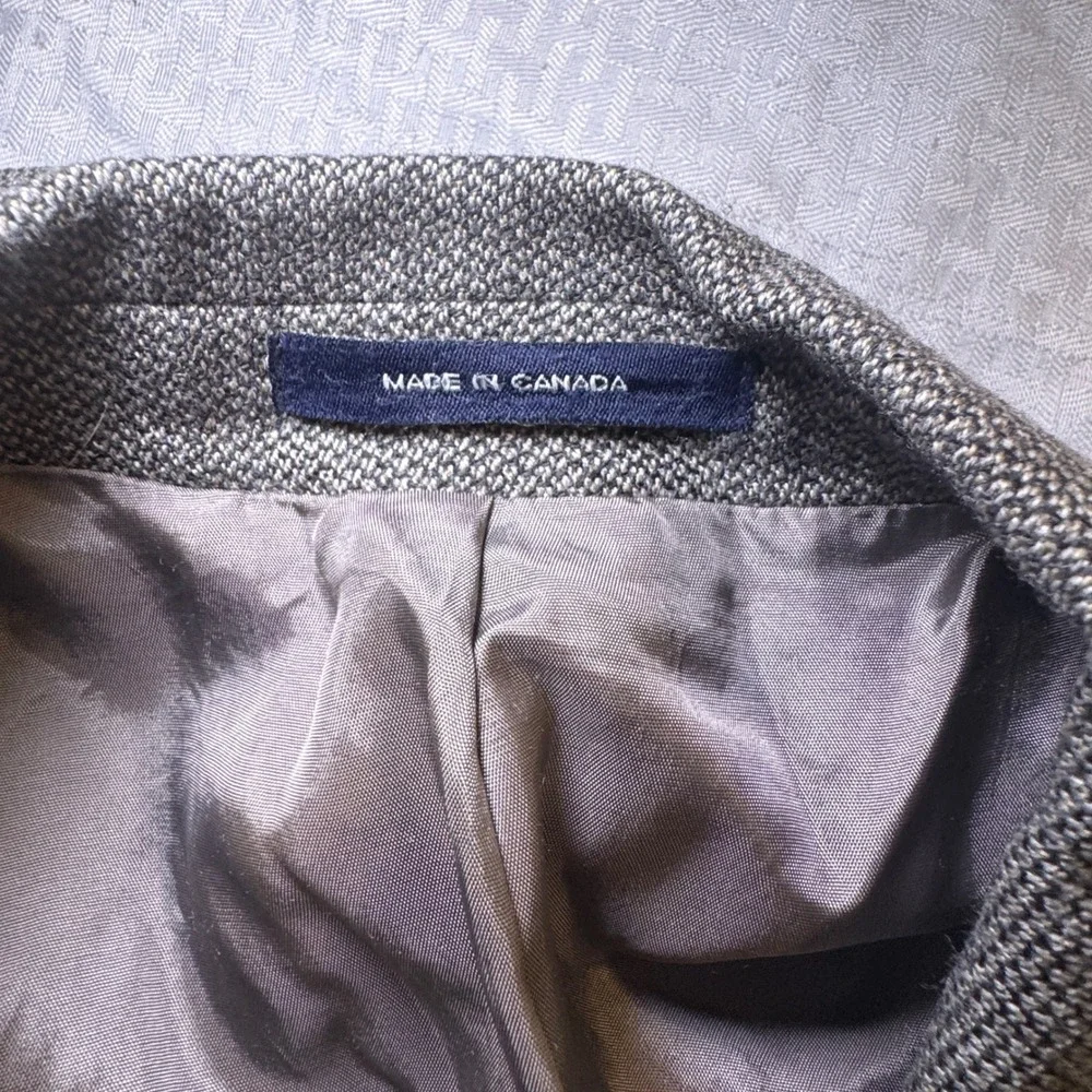 Chaps Ralph Lauren Grey Wool Blazer Sport Coat Made in Canada Two Button Vintage